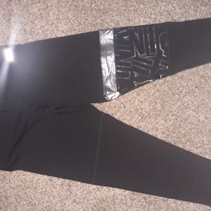 PINK ULTIMATE CAPRIS